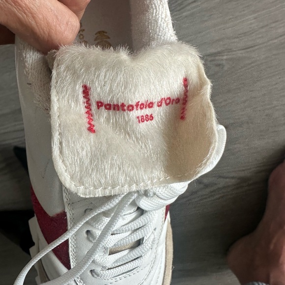 Pantofola D'oro White and Red Sneakers with Cream Details - Picture 2 of 4